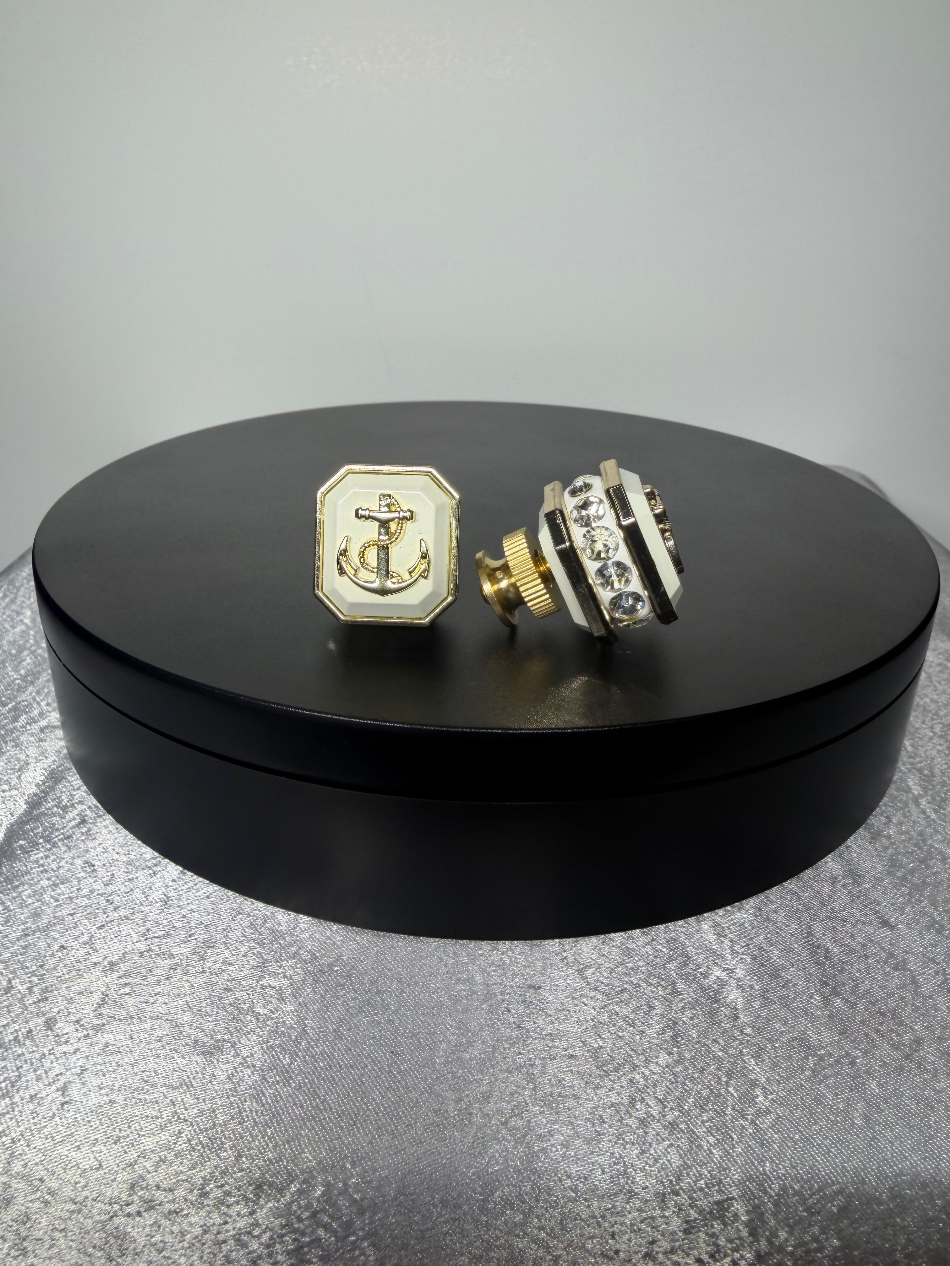White & Gold Anchors