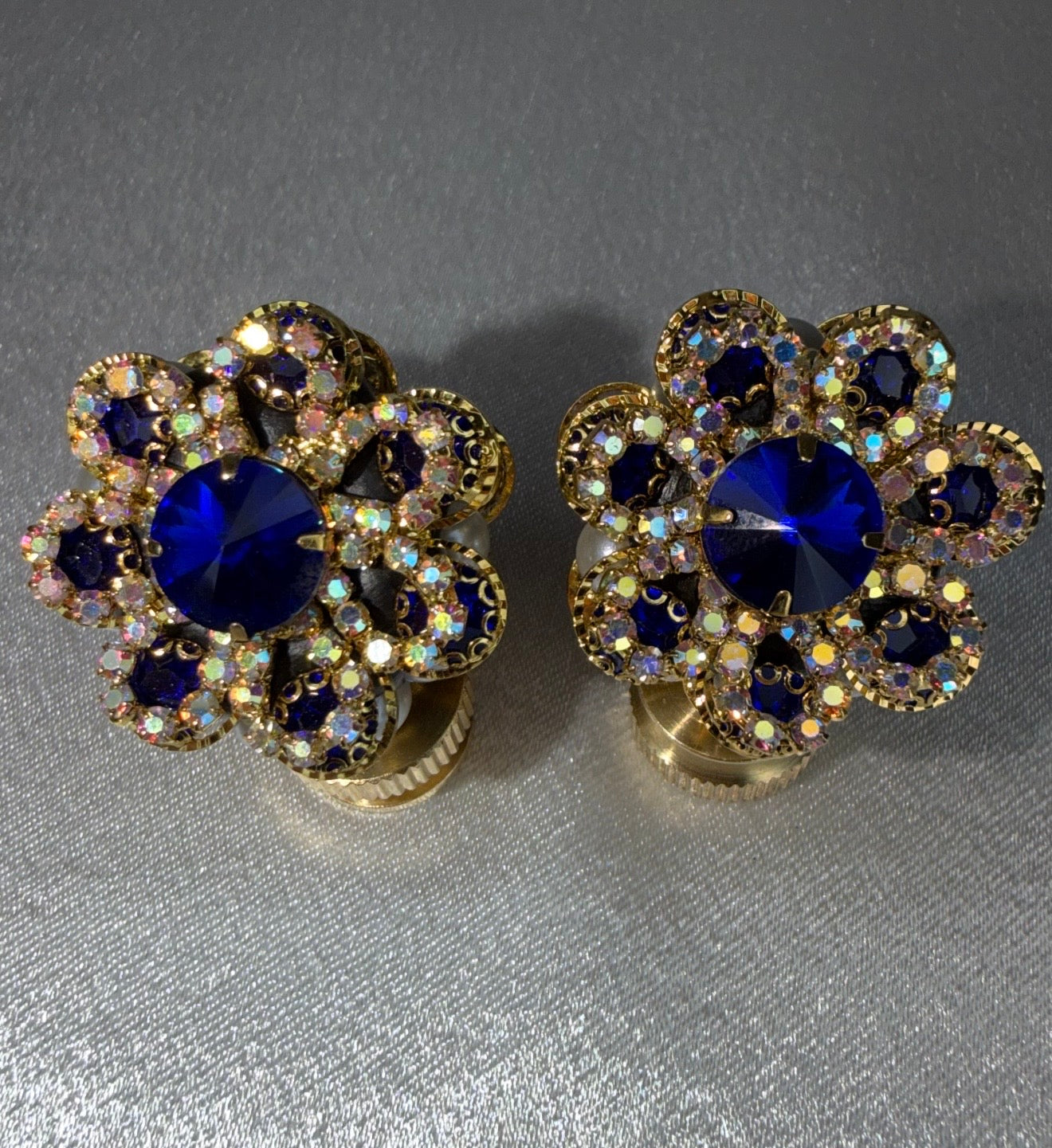 Gold & Blue Clover