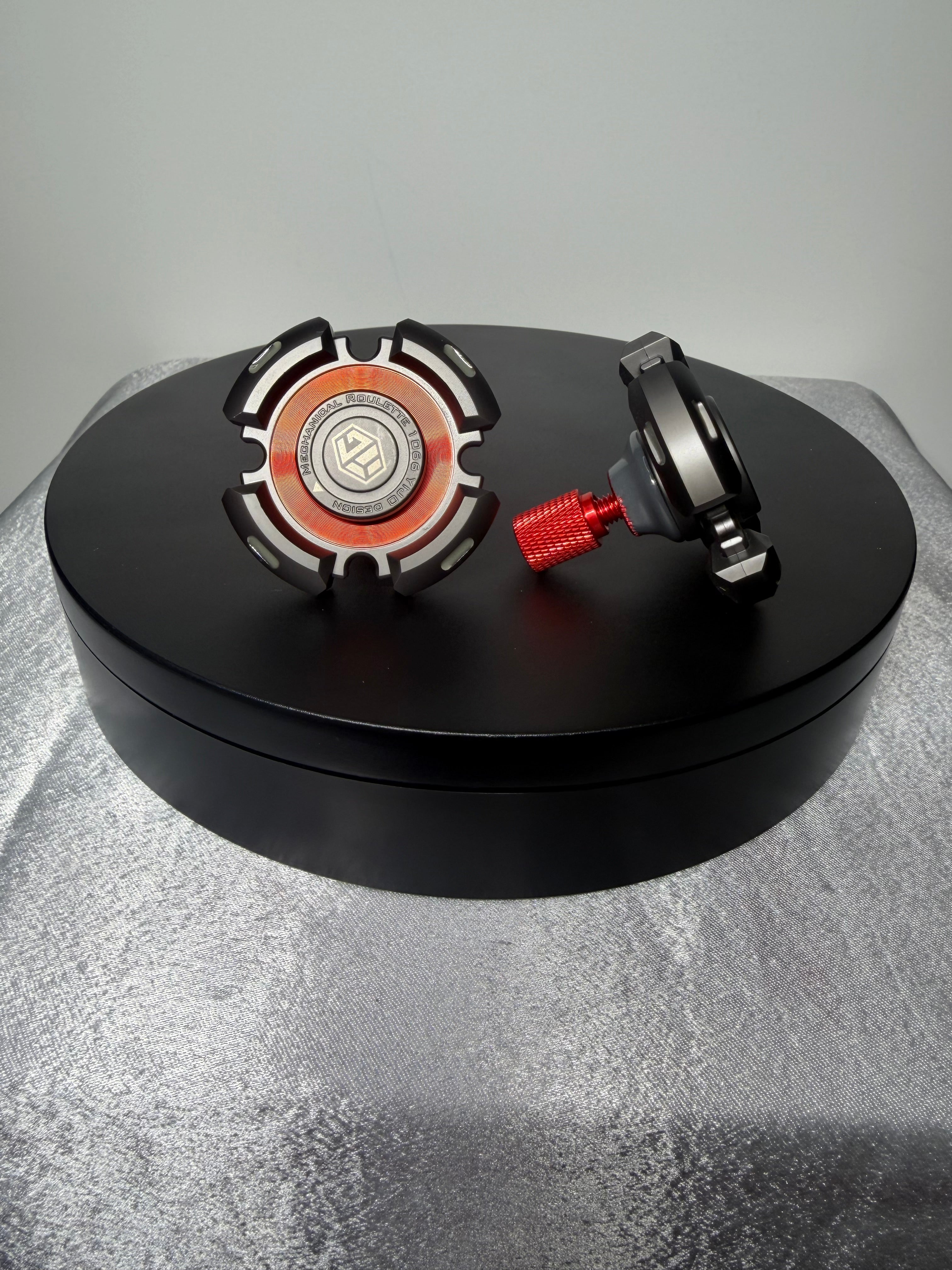 Black & Red Spinners