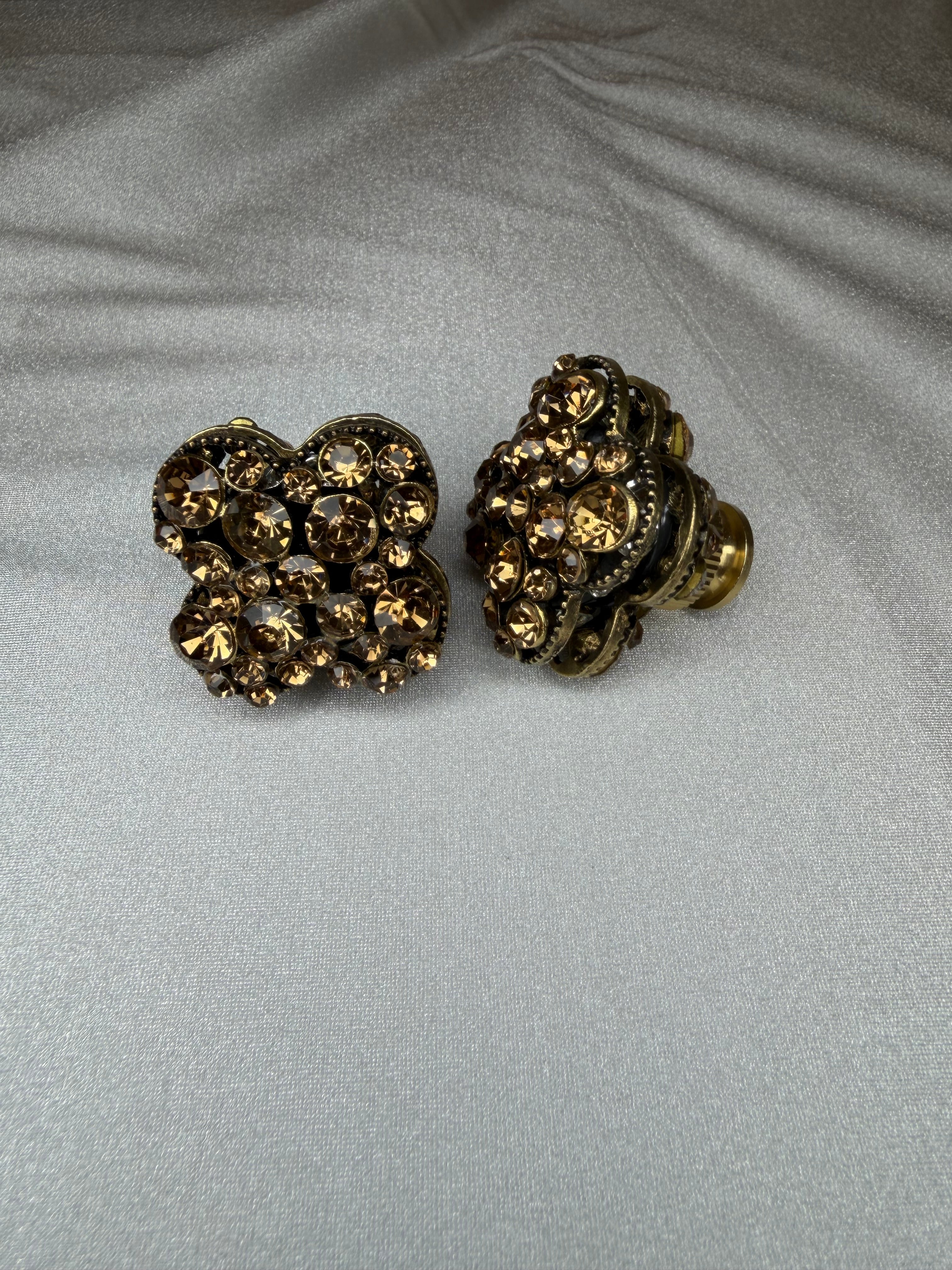 Goldly
